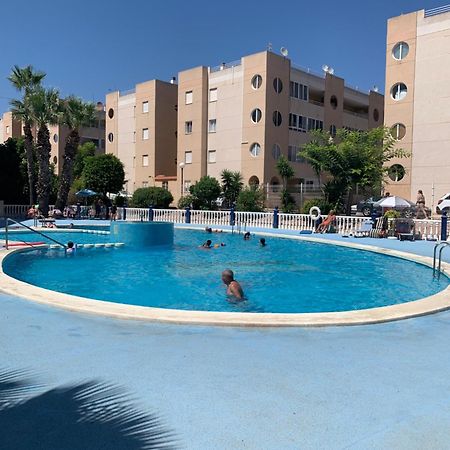 Apartament Tres Beau T4 Torrevieja Renove Et Moderne Zewnętrze zdjęcie